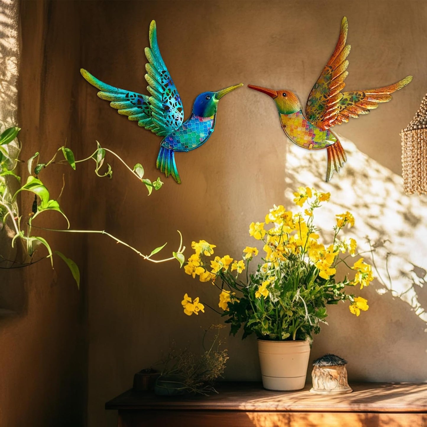 HONGLAND Metal Hummingbird Wall Art 12inch Metal Birds Wall Sculpture Garden Decoration Outdoor Statue Patio Fence Hanging Plaques 2 Pack（Multicolor）
