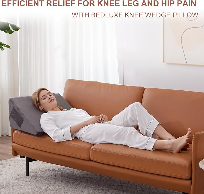 Knee Wedge Pillow, Memory Foam Leg Pillow Bed Wedge for Sleeping, Wedge Pillow for Legs Post Surgery, Triangle Pillow Wedge for Knee Support, Leg Elevation, Knee Hip Back Pain Relief