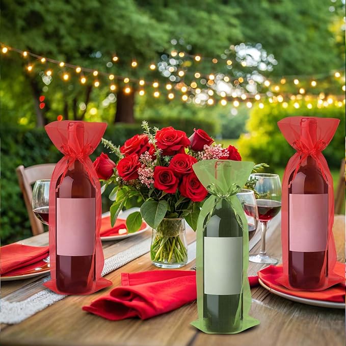 Megitzuu 20 Pieces Organza Wine Bags, 14.6 x 5.5 Inch Wine Gift Bag with Drawstring Sheer Mesh Wine Gift Pouches Bottle Covers for Halloween Christmas Wedding Party Favors (Red+Green)