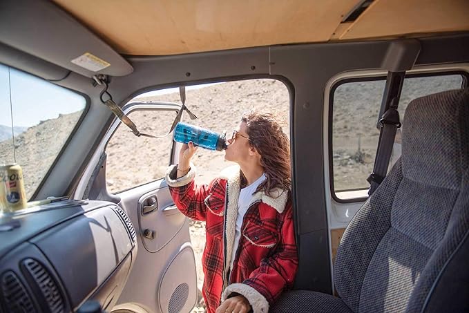 CamelBak Chute Mag BPA-Free Water Bottle - 25oz, Lupine (1512502075)