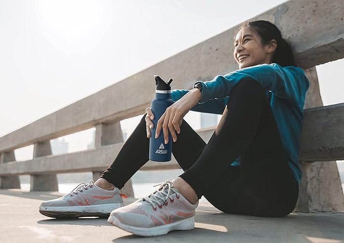 Stainless Steel Double Wall Water Bottles 20oz, Vacuum Insulated Bottle With Straw Lid, Insulated Water Bottle Keeps Water Cold for 24 Hours, Hot for 12 Hours, Hiking, Sports