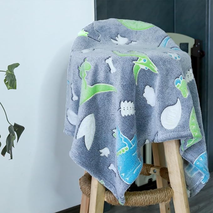 Kids Blanket Sofa Blanket for Kids Glow in The Dark Kids Blanket Mini Dinosaur Blanket for Kids Toddlers