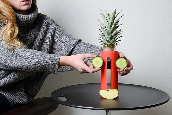 Sigg Dream Glass Water Bottle with Silicone, 0.65 Litre, Scarlet