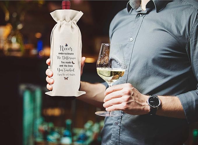 Never Underestimate The Difference You Made And The Lives,Thank You Gifts for Colleagues,Friends,Employee,Bosses,Gift for Encouragement,Boss Day Decorations,Reusable Wine Bags With Drawstring,L21