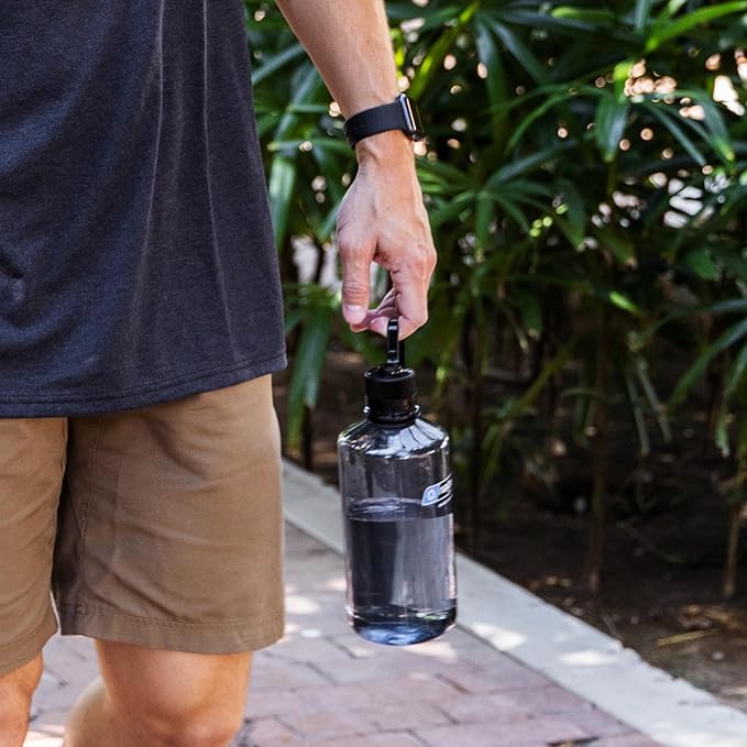 Nalgene Sustain Tritan BPA-Free Water Bottle Made with Material Derived from 50% Plastic Waste, 32 OZ, Narrow Mouth,Grey