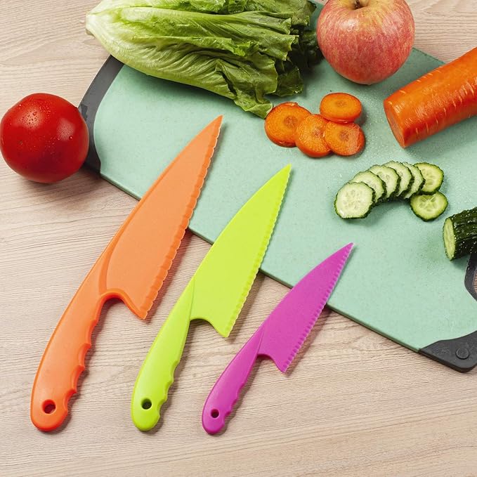 Knives for Kids 8-Piece Nylon Kitchen Baking Knife Set, Perfect Toddler's Safe Knife, Lettuce Knife and Bread, Salad Kitchen Knives