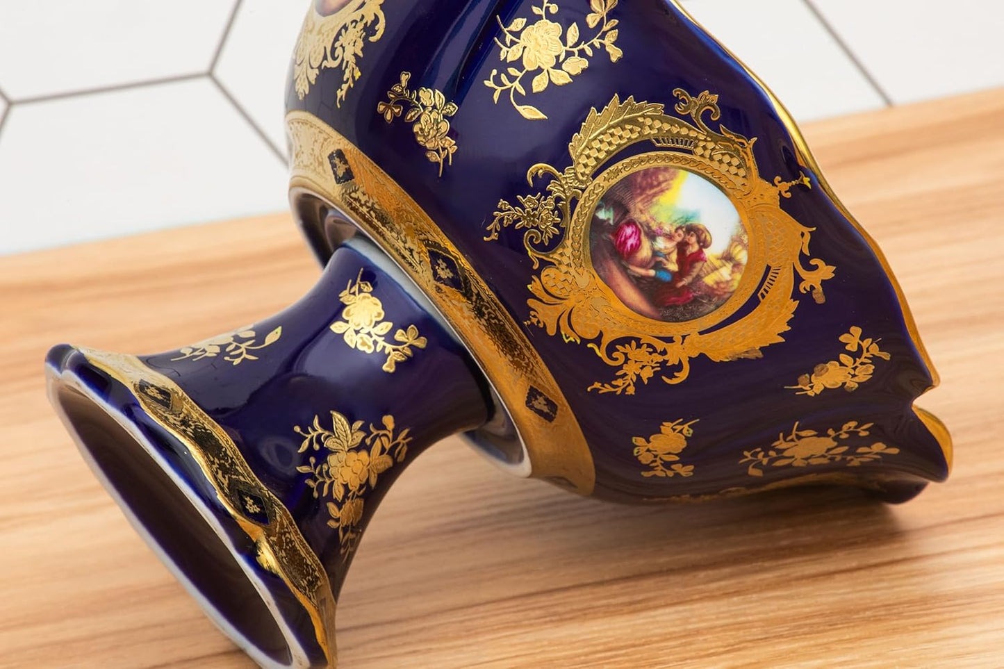 Vintage Fruit Bowl - 6 x 8 inch Luxurious Home and Kitchen Decor - Ceramic Fruit Basket, Dining Table Centerpiece, Candy Dish, Pasta, Salad, Key Bowl - Hosting Essentials