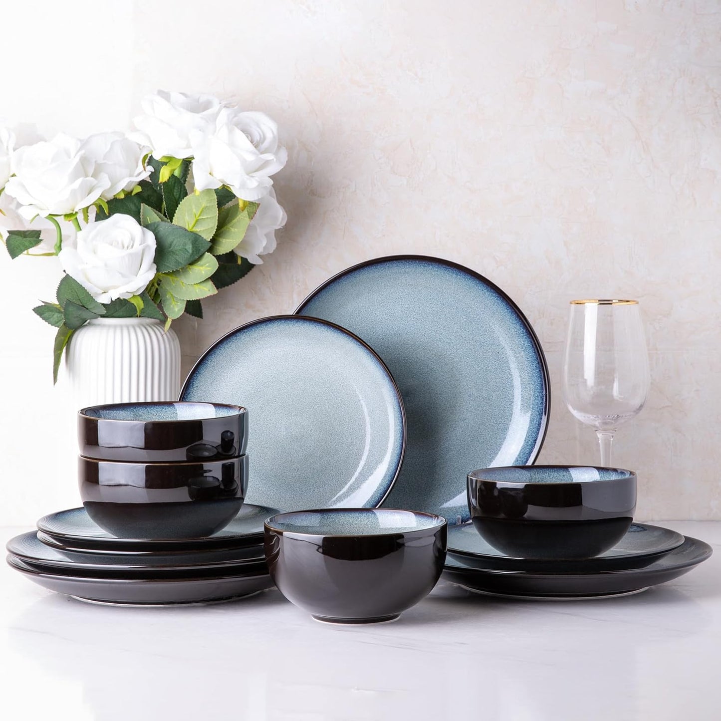 LERATIO Ceramic Dinnerware Sets for 4,Stoneware Coupe Plates and Bowls Sets,Highly Chip and Crack Resistant | Dishwasher & Microwave & Oven Safe Dishes set,Reactive Glaze Dinnerware- Service for 4