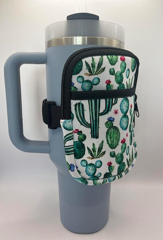 Neoprene Water Resistant Water Bottle Pouch with Adjustable Velcro, Gym Accessories, Sports Armband, Compatible with Stanley Quencher (Cactus)