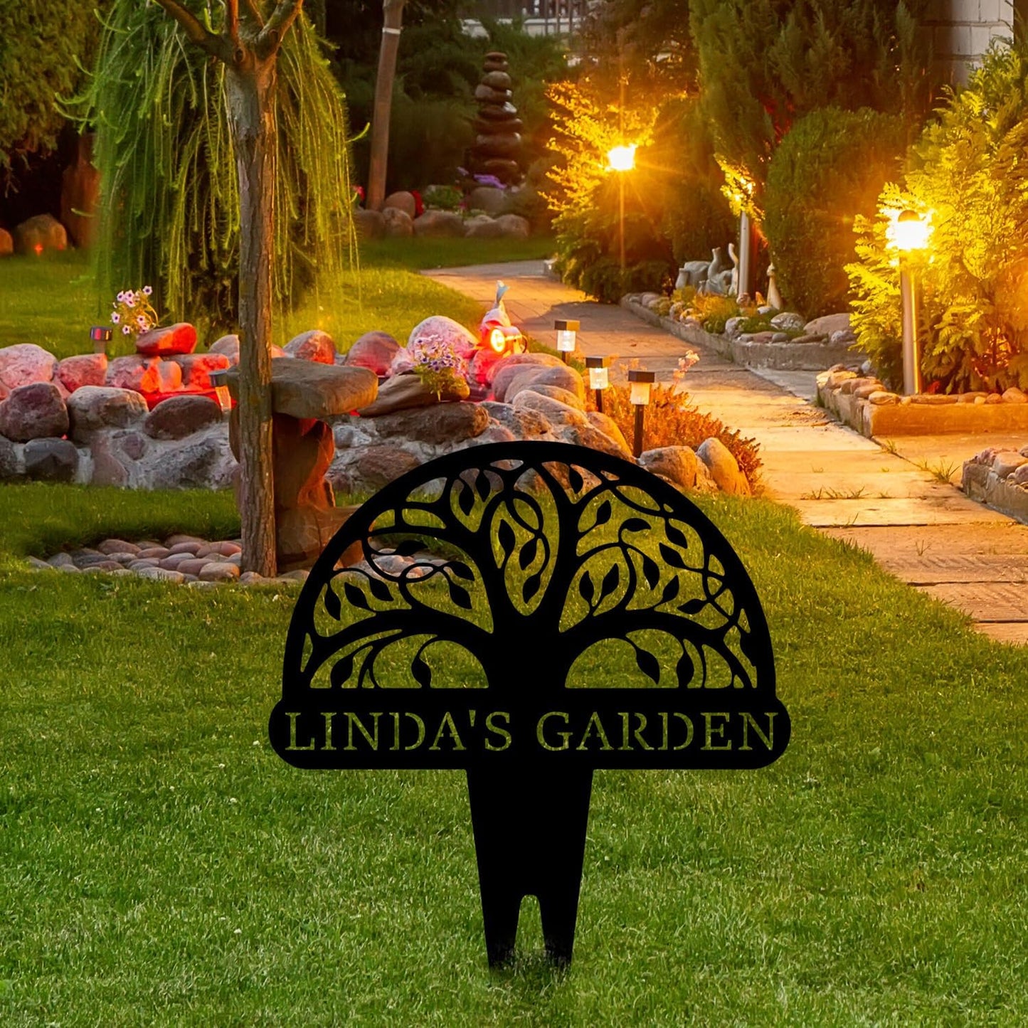 Personalized Tree of Life Metal Garden Sign with Stake, Custom Family Name Sign for Outdoor, Nature Lover Gift