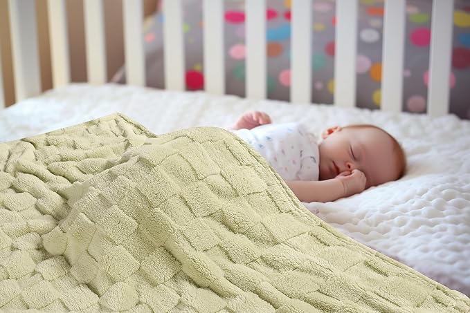 Sherpa Baby Blanket for Girls Toddlers Fleece Fluffy Fuzzy Blanket for Baby,Soft Warm Cozy Fleece Blanket,Receiving Blanket for Infant Newborn (green, 30 * 40, Checkered)