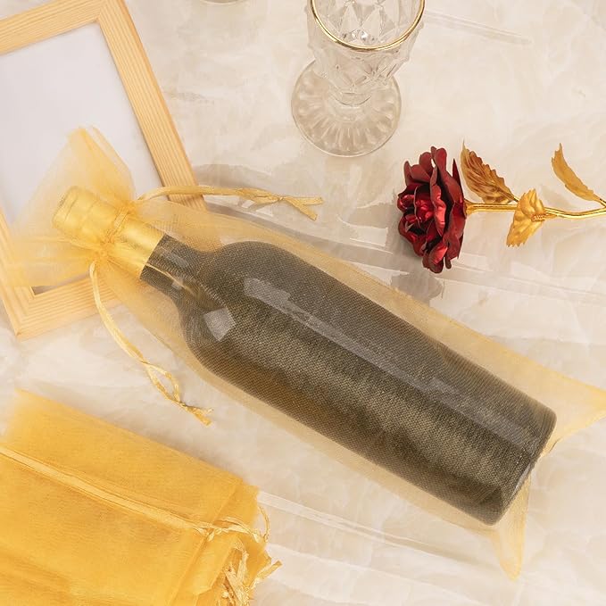 CAIRIAC Sheer Organza Wine Bags, Transparent Mesh Bottle Drawstring Mesh Bags, 5.5 x 14.5 Inch Red Wine Bouquet Gift Bags, Transparent Gauze Red Wine Set, Single Bottle Packaging Dress (30Pcs, Gold)