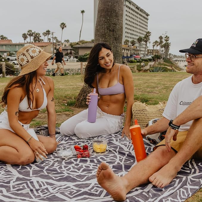 BOTTLE BOTTLE Insulated Water Bottle 24oz with Straw Lid and Handle for Sports Travel Gym Stainless Steel Water Bottles Double-Wall Vacuum Metal Thermos Bottles Leak Proof BPA-Free