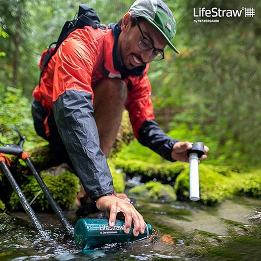LifeStraw Go Bottle 2-Stage with Integrated 1,000 Liter LifeStraw Filter and Activated Carbon, Green, 22oz