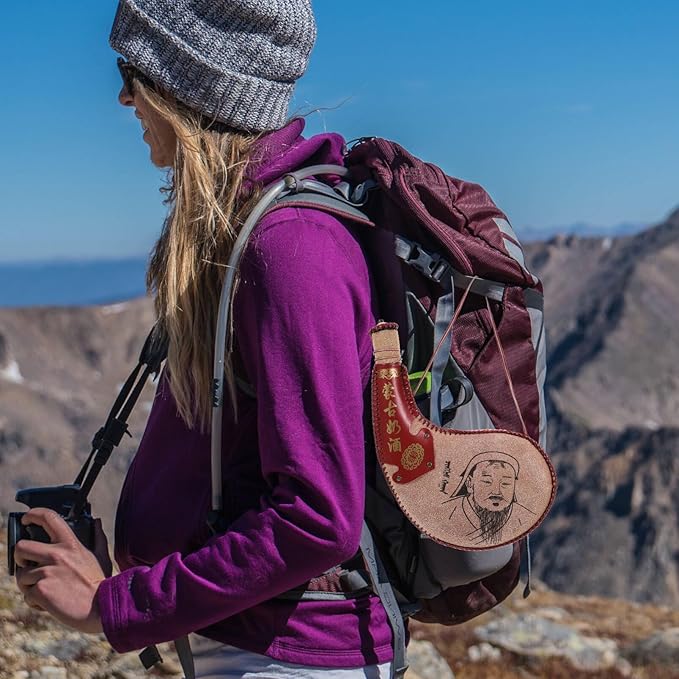 Outdoor Decor Bota Bag Canteen Pouch for Wine and Water Wine Skin Bag with Strap for Travel Camping Hiking Travel Water Bottle Brown Iron Flask