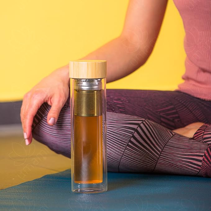 Umami Glass Water Bottle With Tea Infuser And Non Slip Sleeve. Double Wall Borosilicate. Travel Tumbler With Bamboo Lid. 17oz. Design: Torii (Clear Torii)
