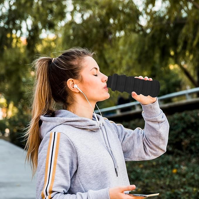 Collapsible Water Bottles 17oz, Odorless BPA-Free Silicone, Leak-Proof Foldable Reusable Bottle - Perfect for Travel Sports Gym Hiking Camping Cycling - Dark Gray