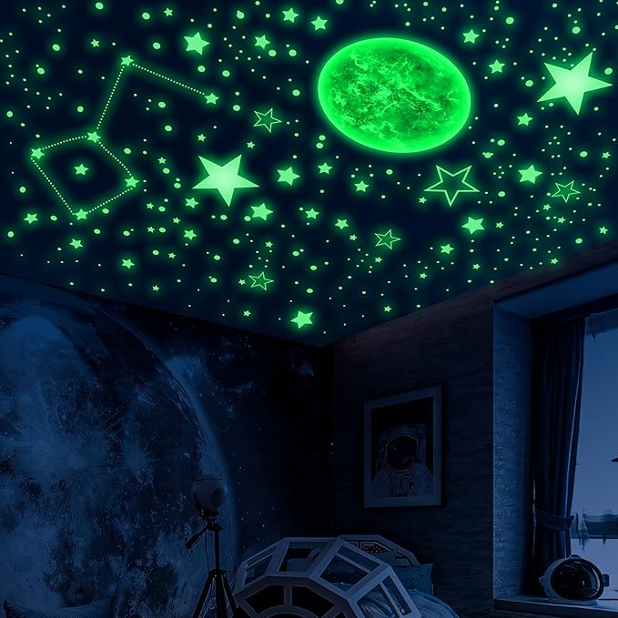 965 PCS Glow in The Dark Stars and Sun for Ceiling, Luminous Stars and Planet Wall Decals, Kids Room Decor, Glowing Galaxy Wall Stickers for Nursery Decorations (Green)