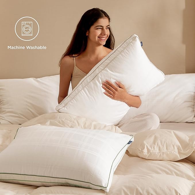 Bedsure Luxury Goose Feathers Down Pillow - 300 Thread Count Cotton Cover Gusseted Hotel Collection Bed Queen Pillow, Ultra-Soft High Elasticity Sorona Fiber Layer Pillows (2, Green, King)