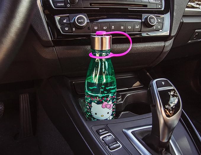 Sanrio Hello Kitty Hearts and Bows Plastic Water Bottle With Leak-Resistant Lid | Large Plastic Sports Jug | Holds 20 Ounces