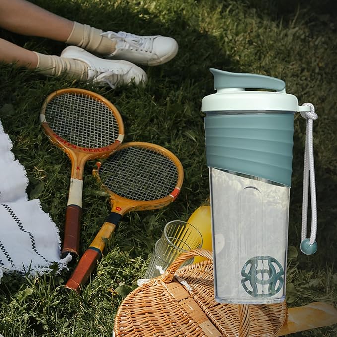 Protein Shaker Bottle,Sports Blender Bottles for Protein Mixes with Whisk Ball,Mixer Bottle,Portable Pre Workout Whey Protein Drink Shaker Cup，Teal