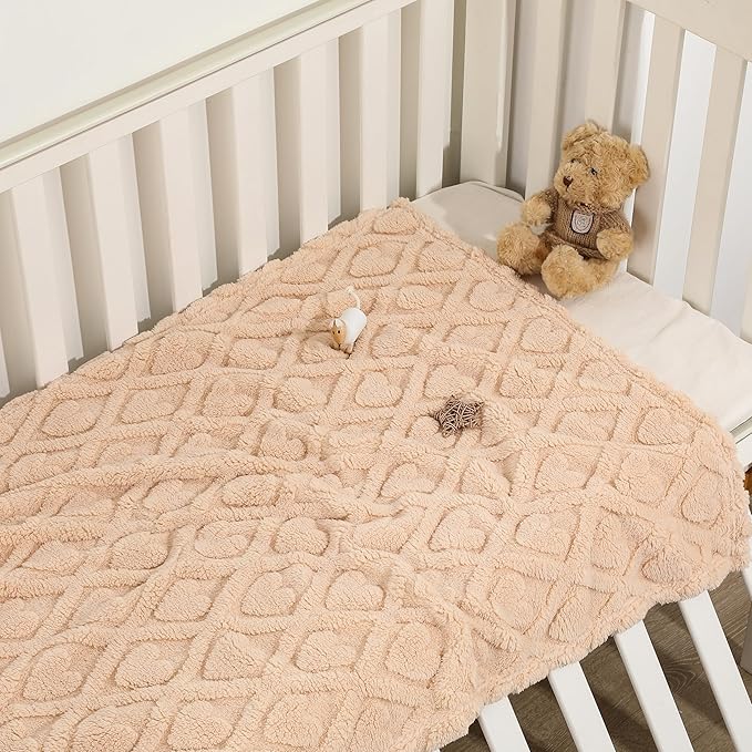 Sherpa Baby Blanket for Girls Toddlers Fleece Fluffy Fuzzy Blanket for Baby,Soft Warm Cozy Fleece Blanket,Receiving Blanket for Infant Newborn (Beige, 30 * 40, Love)