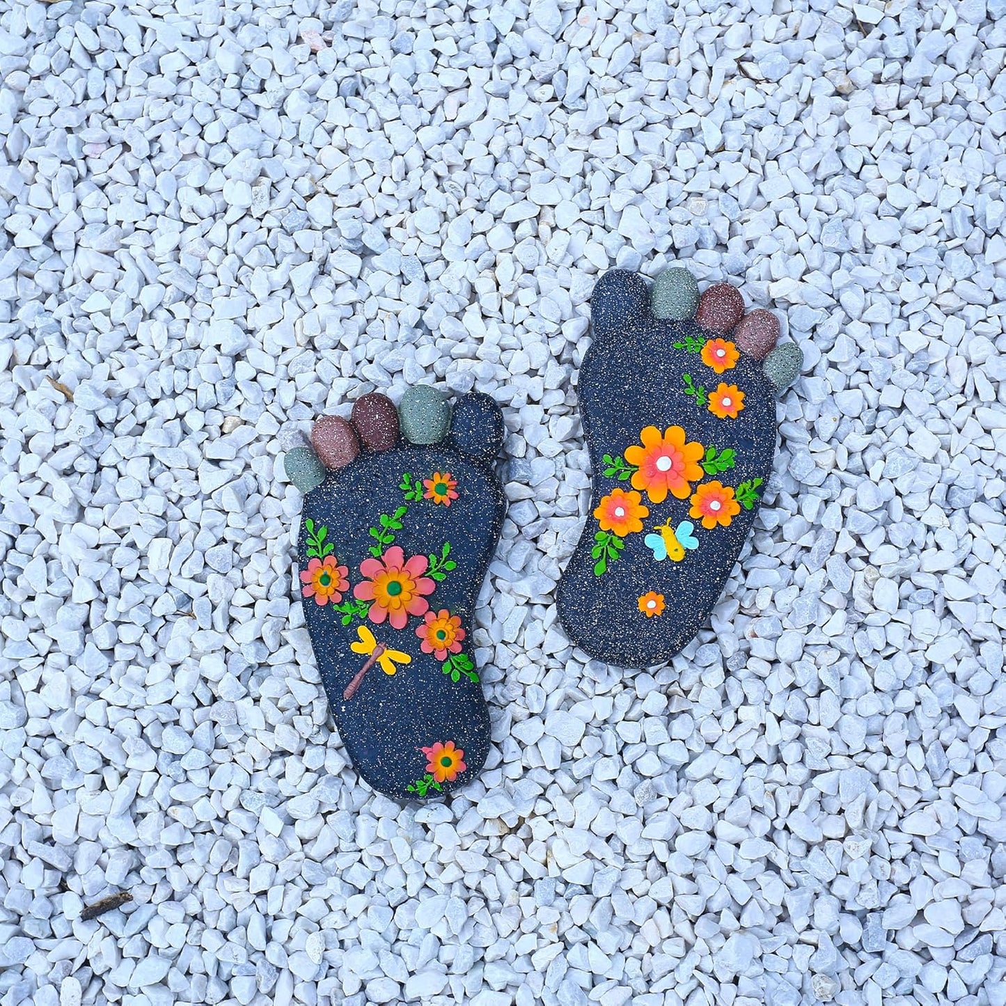 Stepping Stones Garden Decorative Stones for Patio, Deck, Garden or Sidewalk Home Decor Footprint Shaped Stepping Stones Set of 2 （Dark Grey）