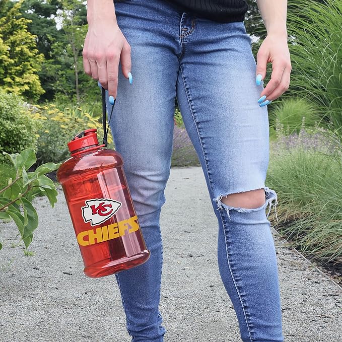 FOCO NFL Team Logo 2L Plastic Clear Large Sports Water Bottle