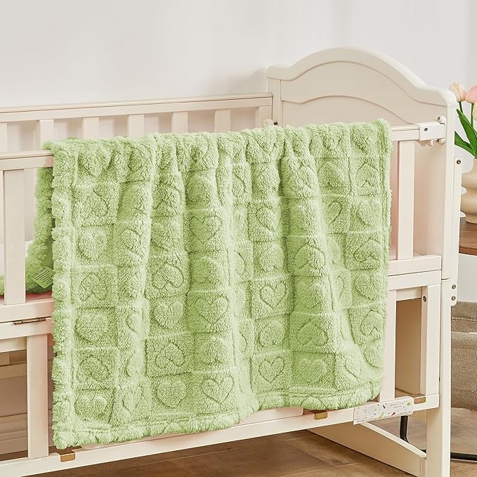 Fleece Baby Blanket Heart Checkered Blanket, Ultra Soft Cozy Baby Blankets for Boys Girls, Fluffy Infant Toddler Newborn Receiving Blankets for Crib Stroller 30”×40” (Green)